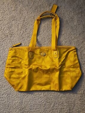 Yellow Signature Travel Tote Bag